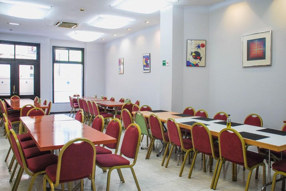Hotel Faranda Pathos Gijon, Ascend Hotel Collection ภายนอก รูปภาพ