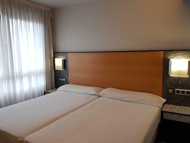Hotel Faranda Pathos Gijon, Ascend Hotel Collection ภายนอก รูปภาพ